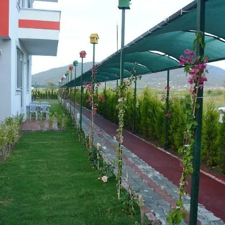 Uc Piramit Butik Apart 3* Dalaman