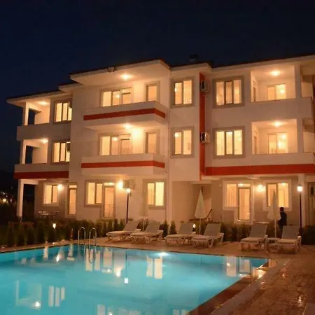 Uc Piramit Butik Apart Dalaman