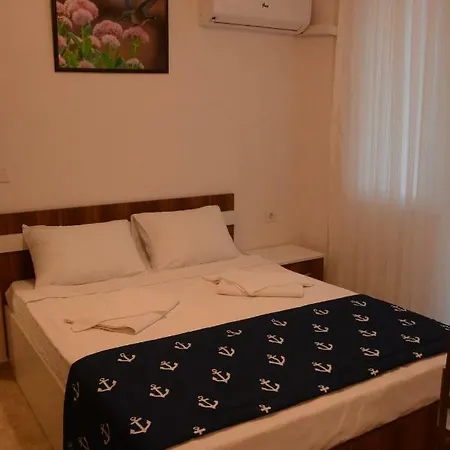 Lejlighedshotel Uc Piramit Butik Apart 3*