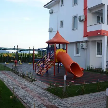 Lejlighedshotel Uc Piramit Butik Apart